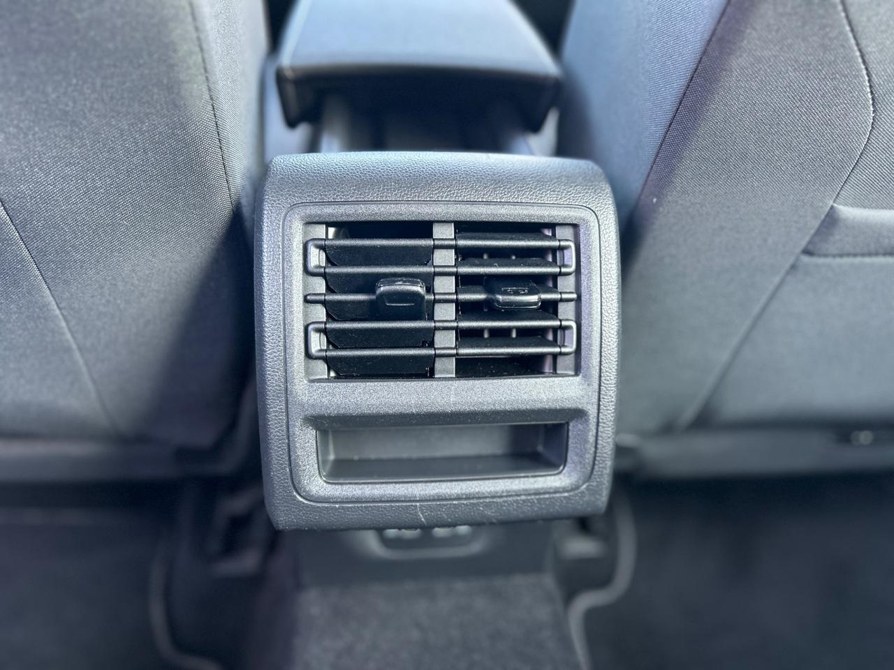 Volkswagen Golf 1.0 etsi evo Life 110cv dsg