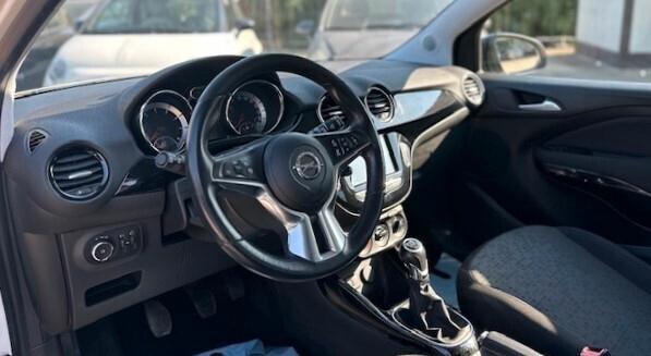 Opel Adam 1.2 70 CV Glam