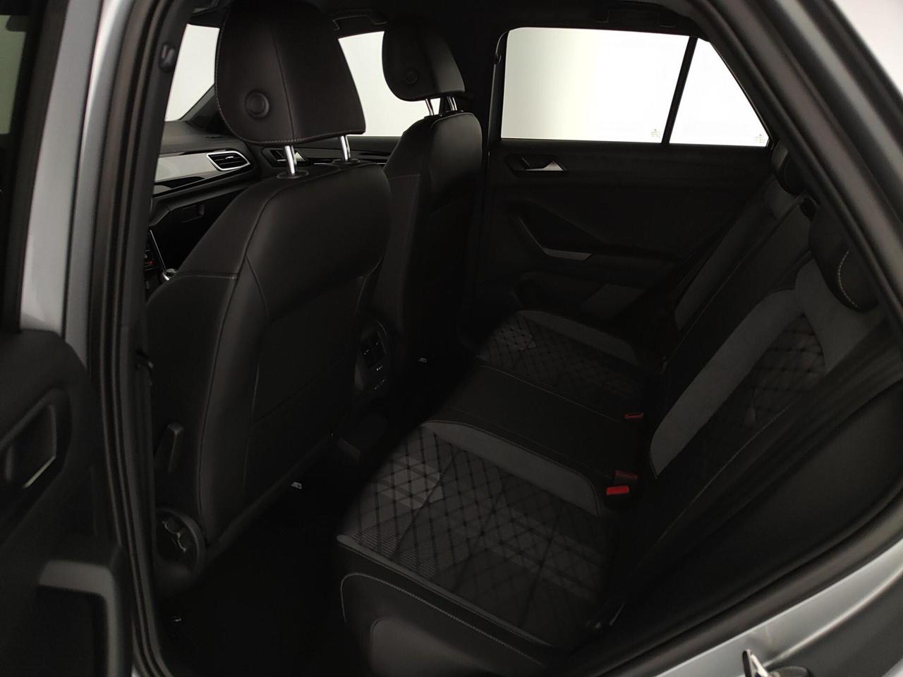 Volkswagen T-Roc 1.0 TSI R-Line ''KM0 2025''