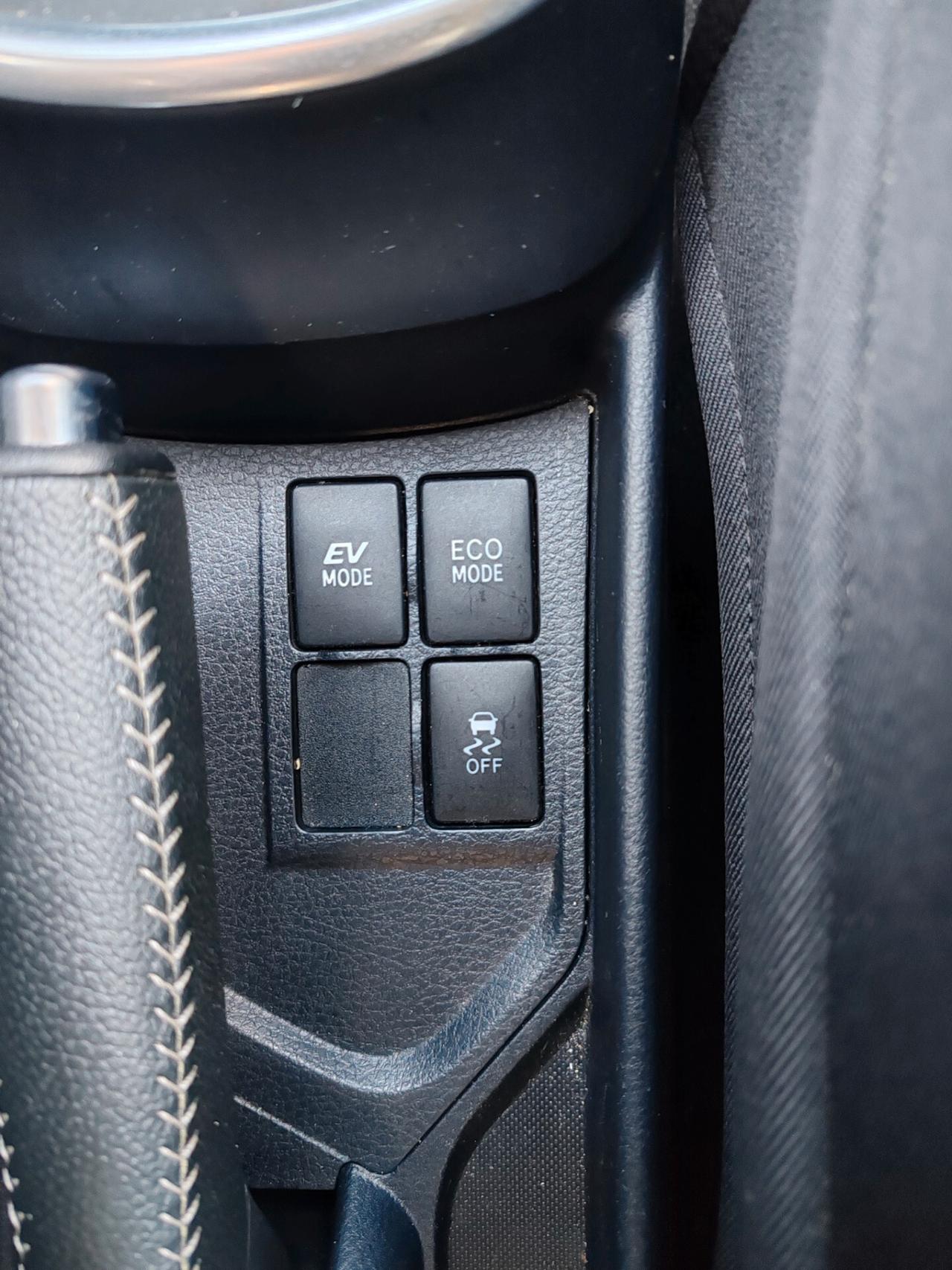 Toyota Yaris 1.5 Hybrid Business