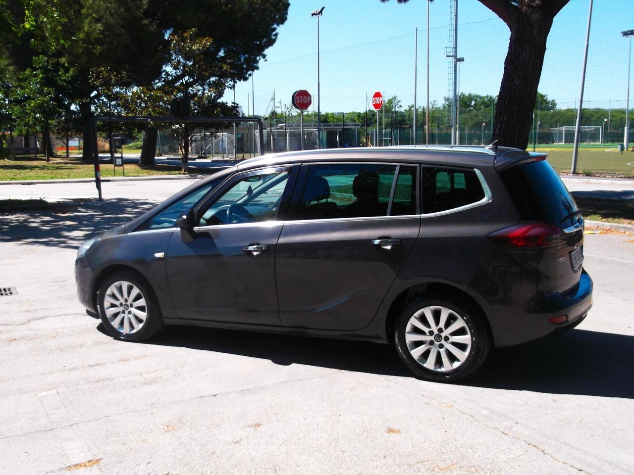 Opel Zafira 1.6 Turbo Metano 7P. Full 2013