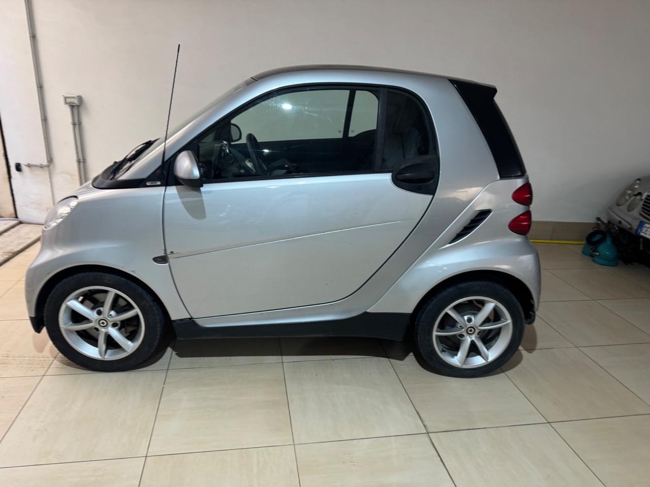 Smart ForTwo 1000 62 kW coupé passion