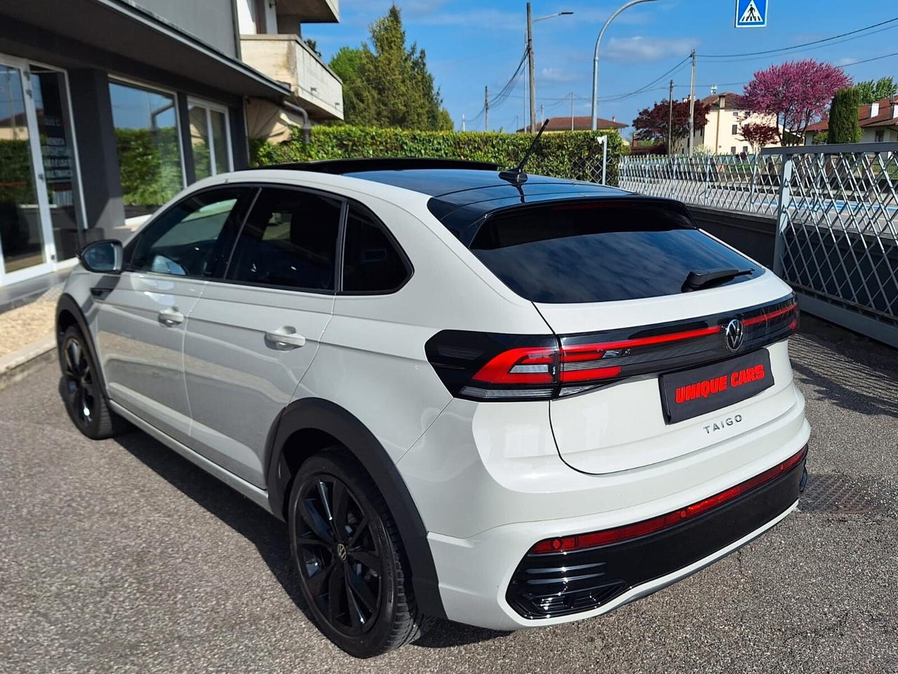 Volkswagen Taigo 1.0 TSI 110 CV R-Line