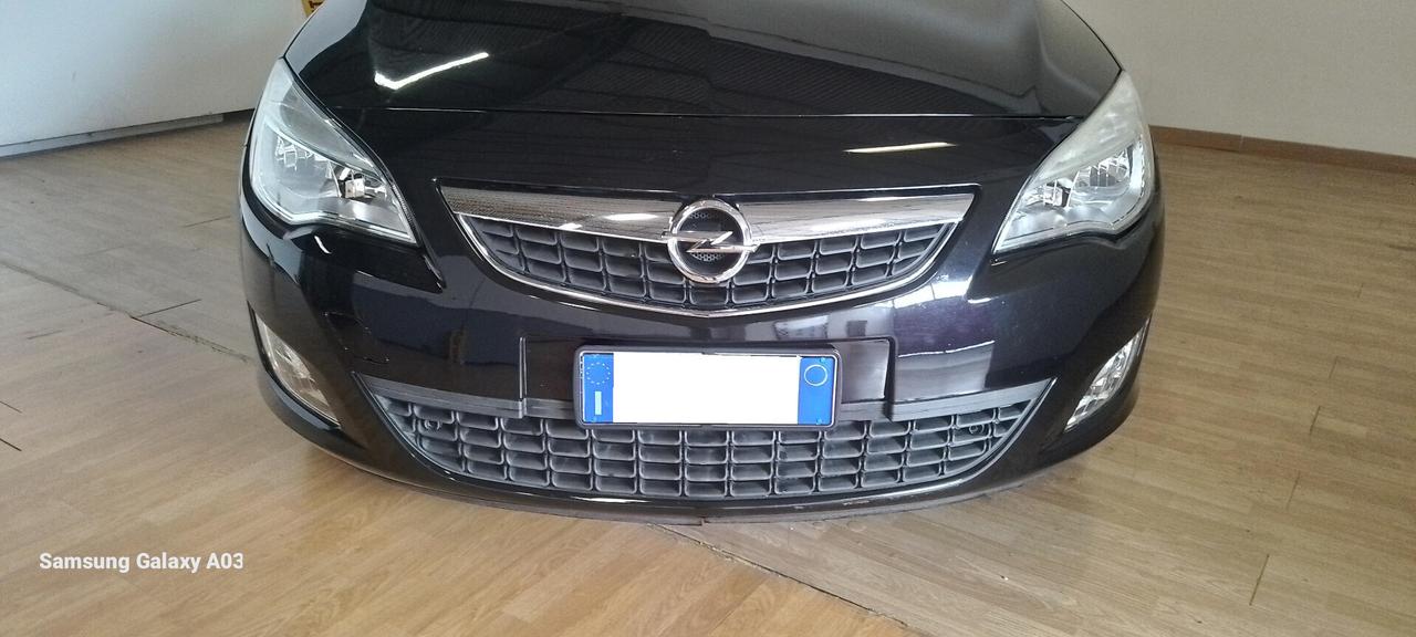 Opel Astra 1.4 BENZ. NEOPATENTATI