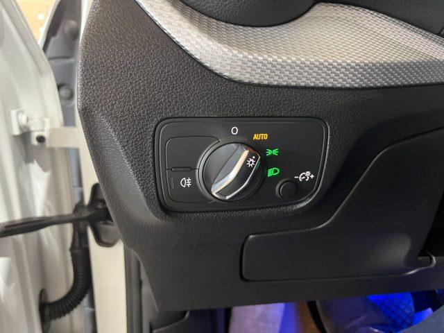 AUDI Q2 35 TFSI Stronic S line Identity Black "18 Sline