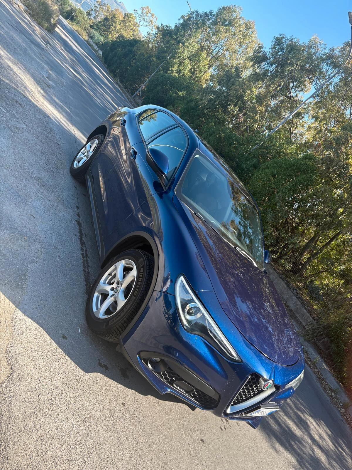 Alfa Romeo Stelvio 2.2 M-jet 190 CV AT8 Q4 Business
