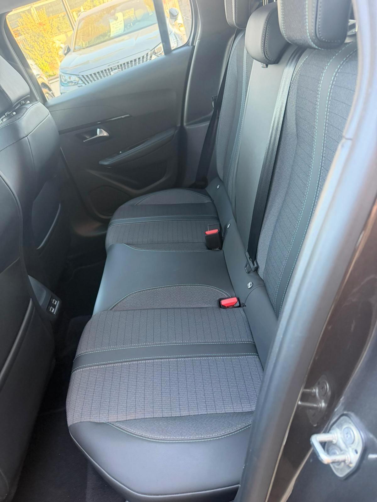 Peugeot 208 PureTech 100 Stop&Start 5 porte Allure