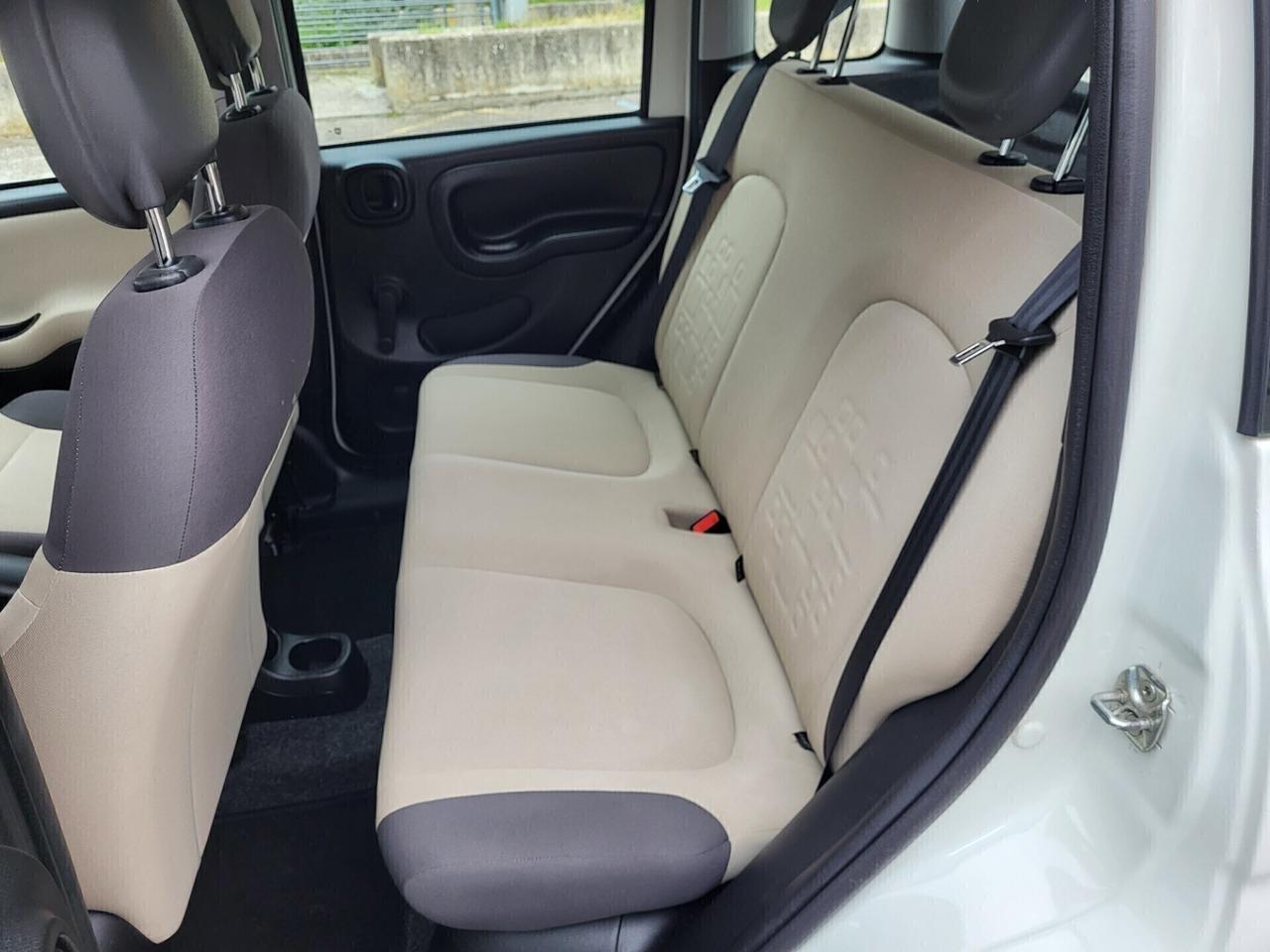 FIAT PANDA 0,9 Natural P-UNICA PROPR-4 REVISIONI