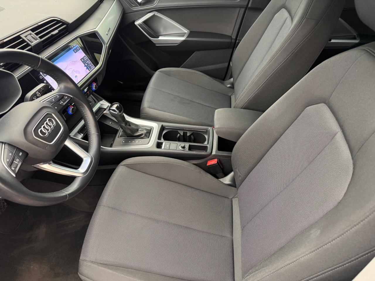 Audi Q3 35 TDI S tronic Business Advanced