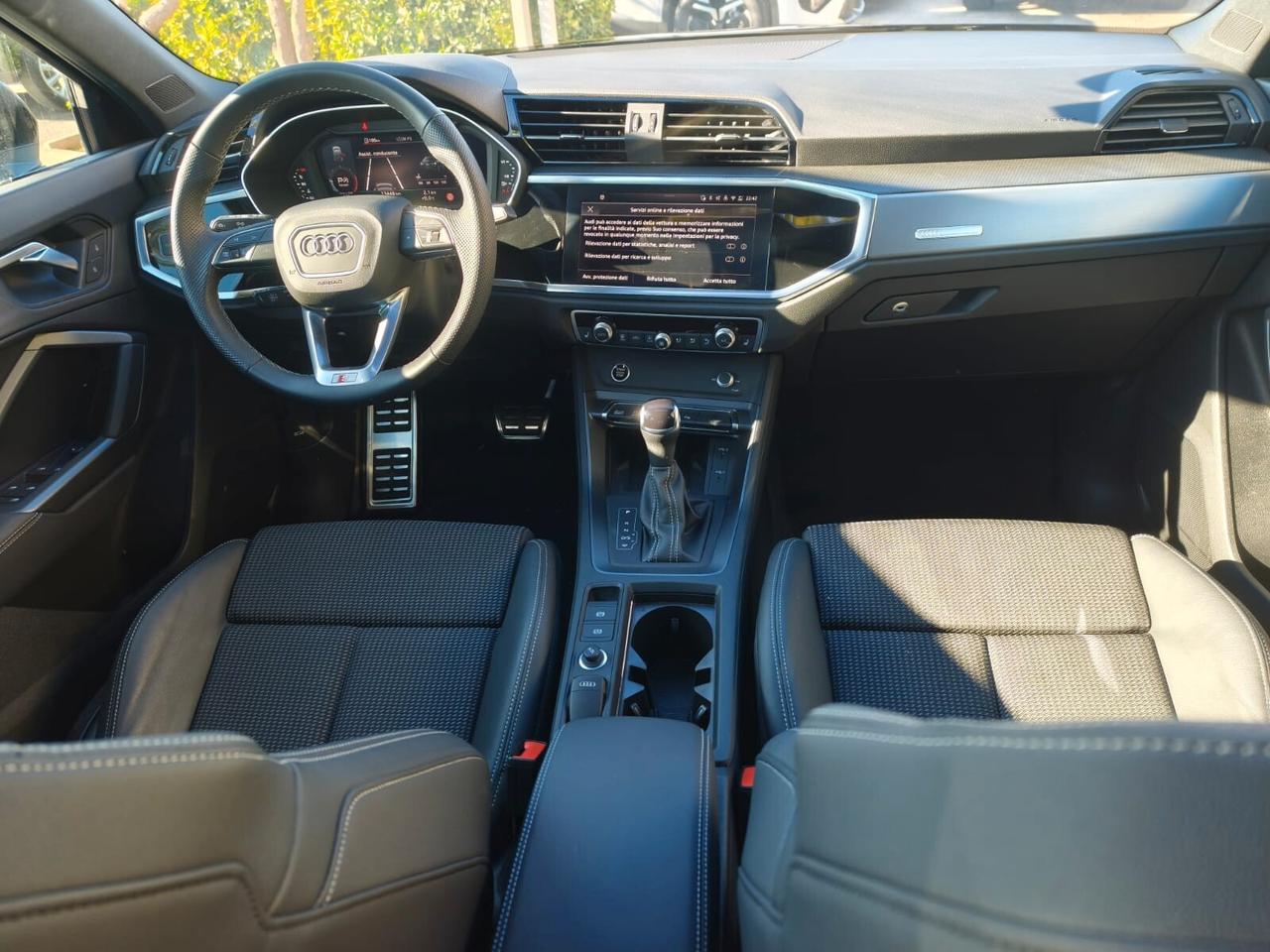 AUDI Q3 SPB 35TDI STRONIC SLINE TETTO APRIBILE