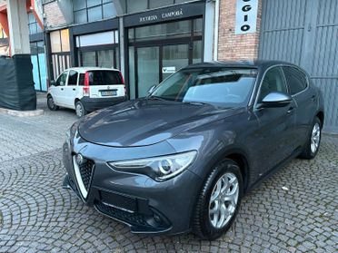 Alfa Romeo Stelvio 2.2 Turbodiesel 180 CV AT8 RWD Executive