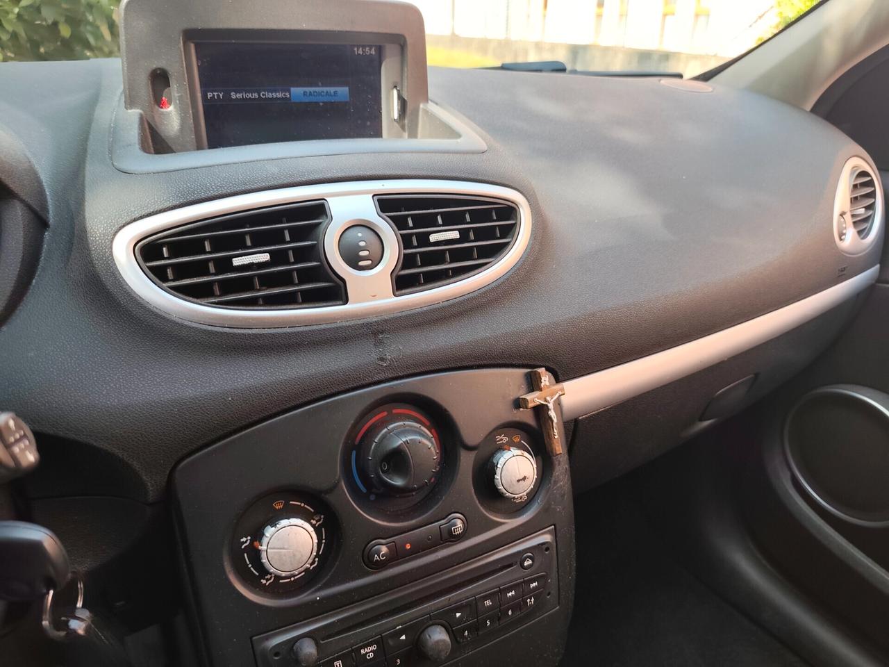 Renault Clio 1.2 16V 5 porte GPL Dynamique