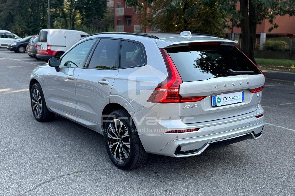 VOLVO XC60 B4 automatico Plus Dark