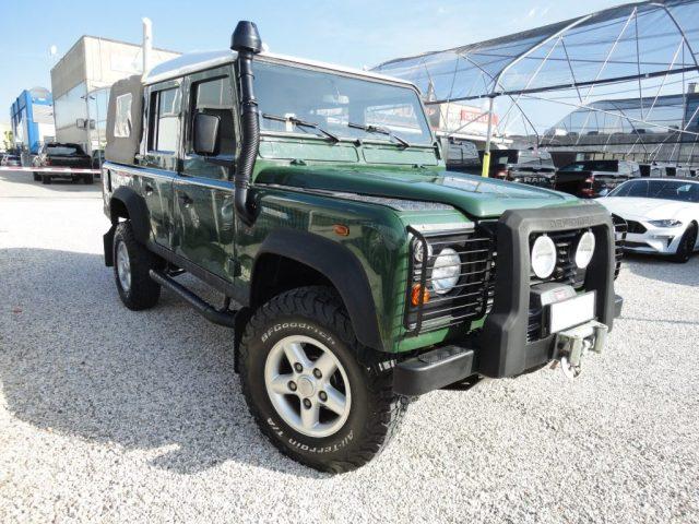 LAND ROVER Defender 110 2.5 Td5 cat Crew Cab Pick-up - Neopatentati