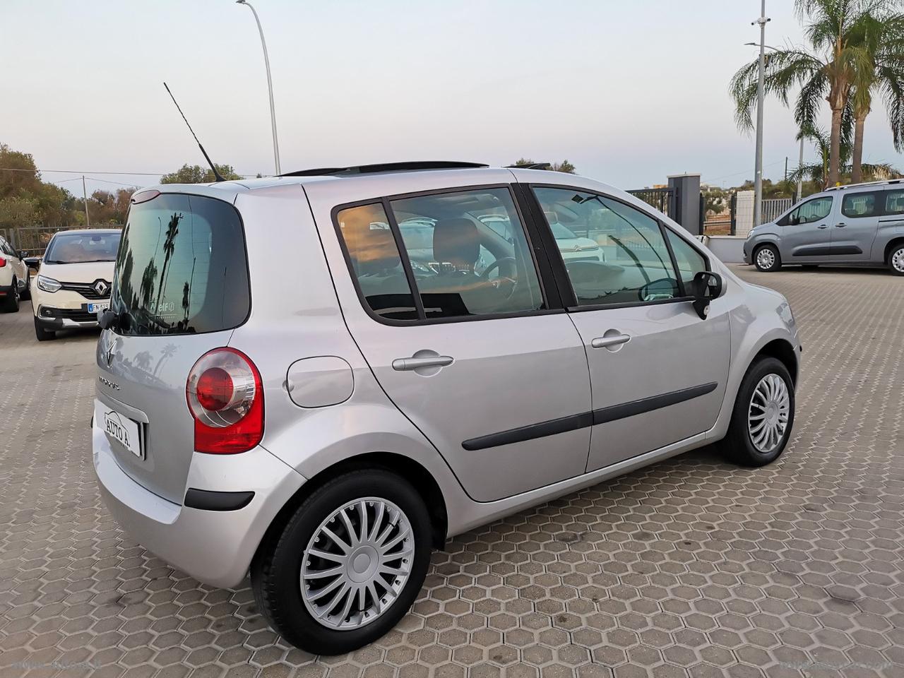 RENAULT Modus 1.2 Luxe Dynamique