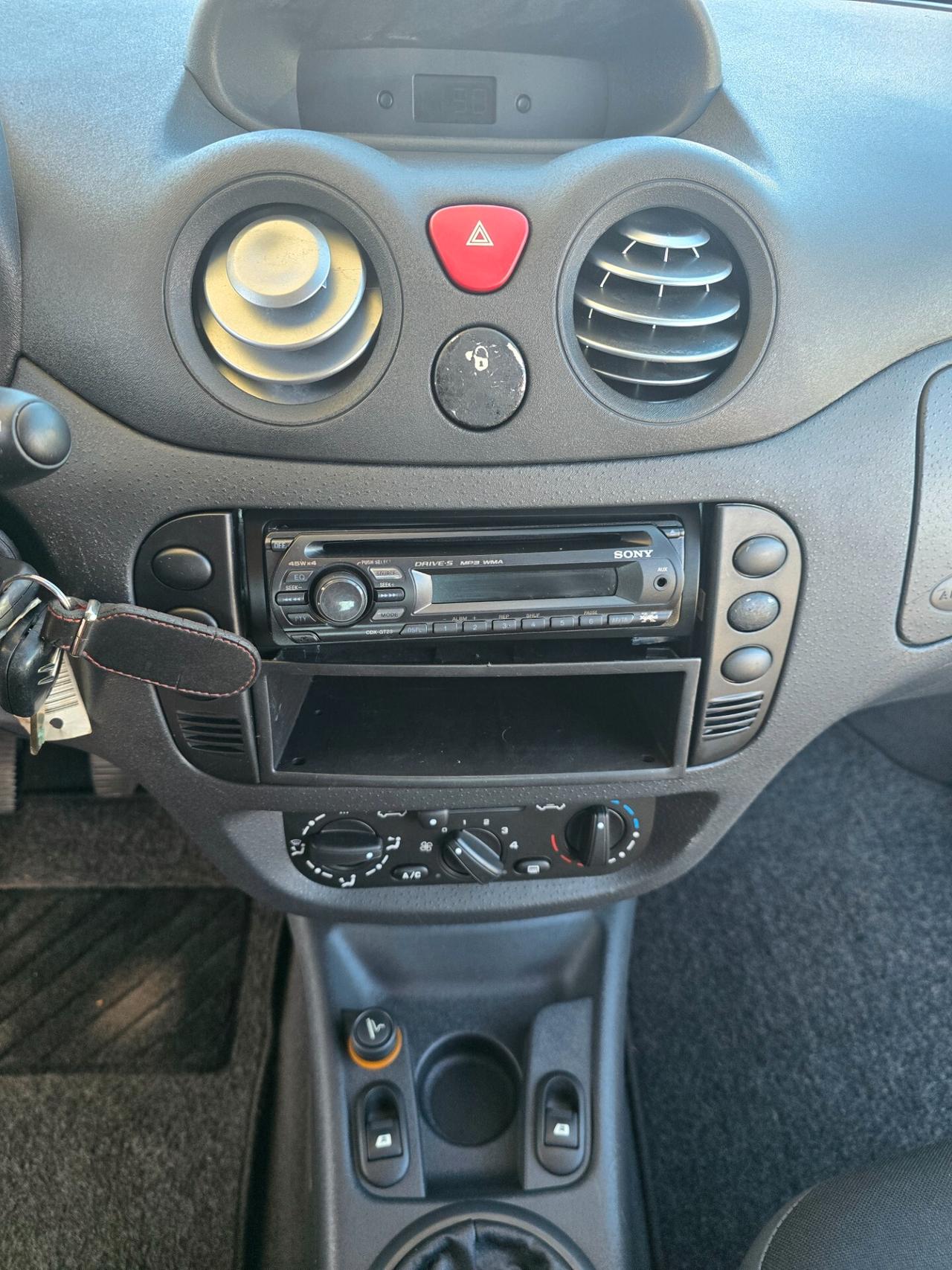 Citroen C2 1.4 VTR con 287.000km Unicoproprietario Neopatentati ok