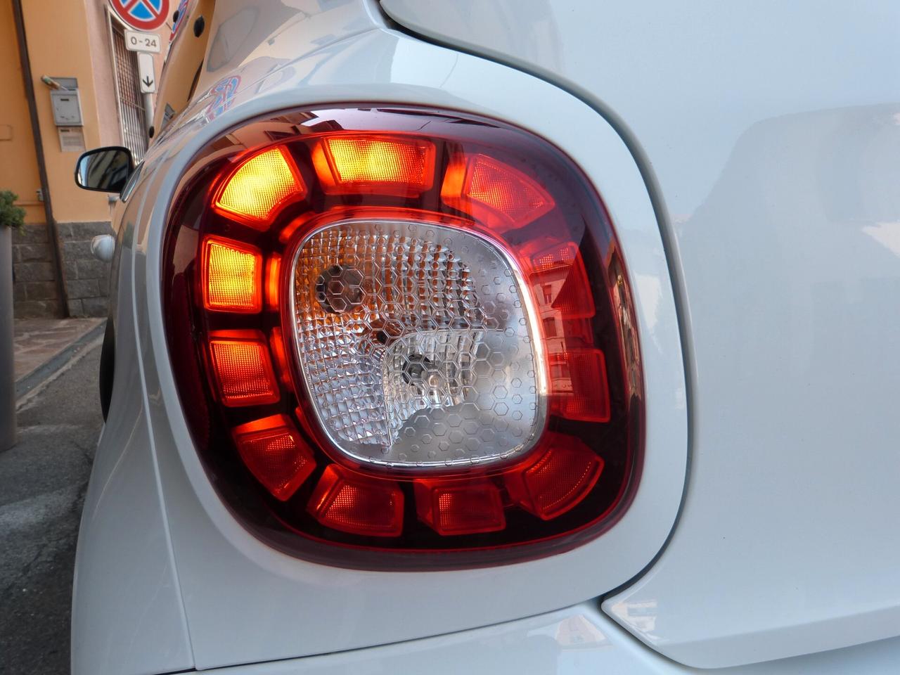 Smart ForFour 70 1.0 twinamic Passion Pack Sport