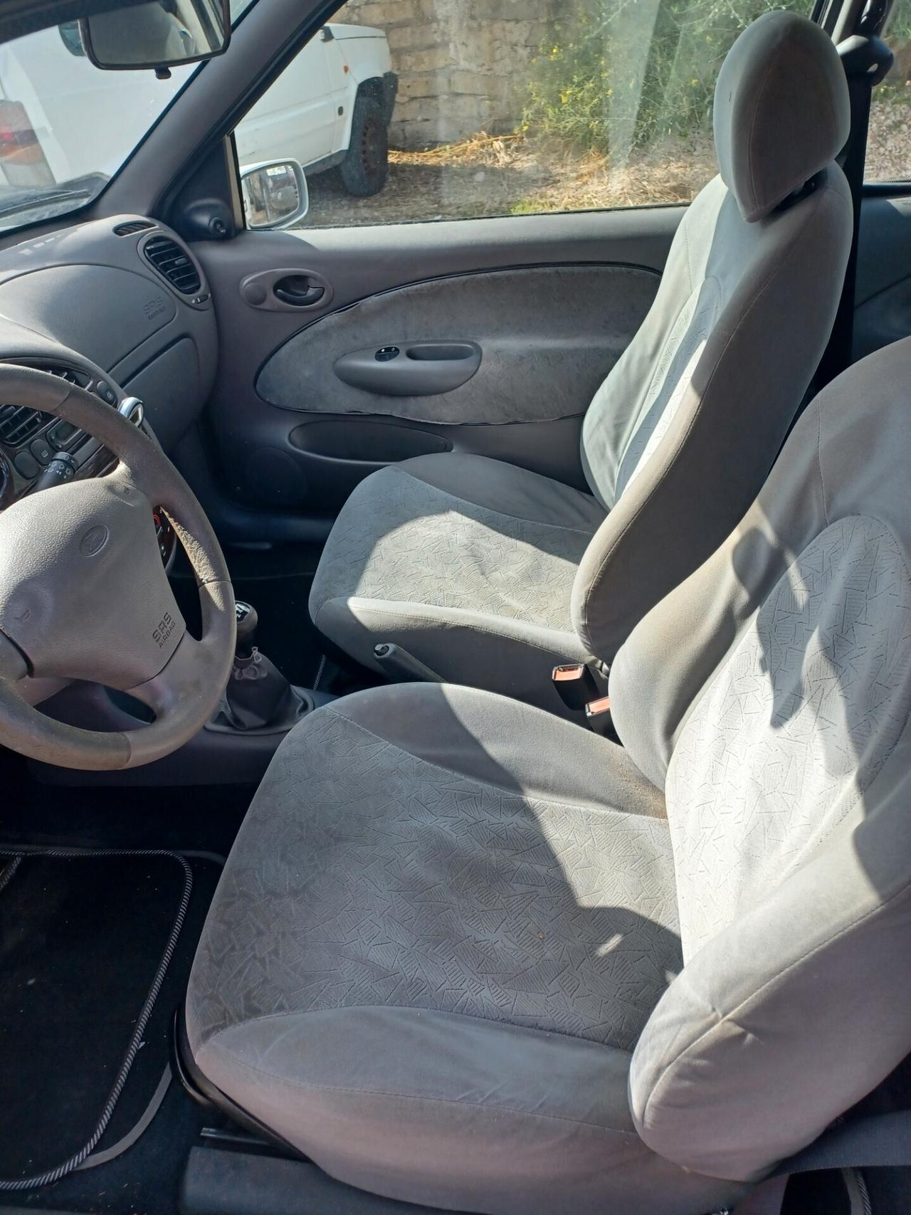 Ford Fiesta 1.2i 16V cat 3 porte Ghia