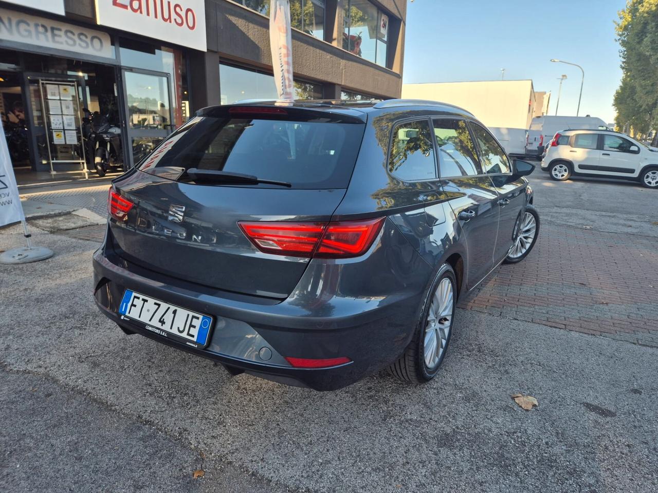 Seat Leon 1.6 TDI DSG ST Business E6D -- OK Neopat.!!