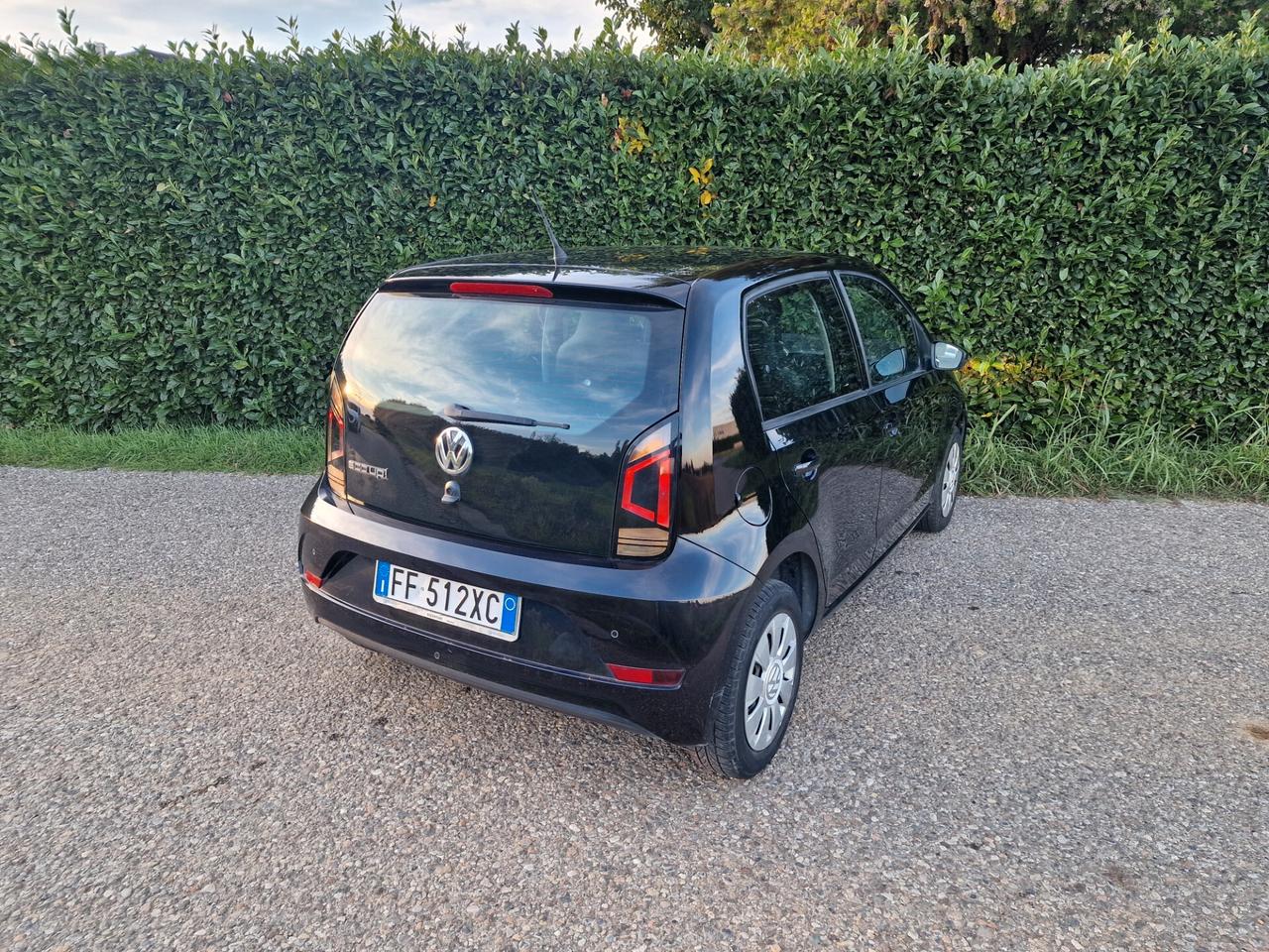Volkswagen up! 1.0 5p. 2016