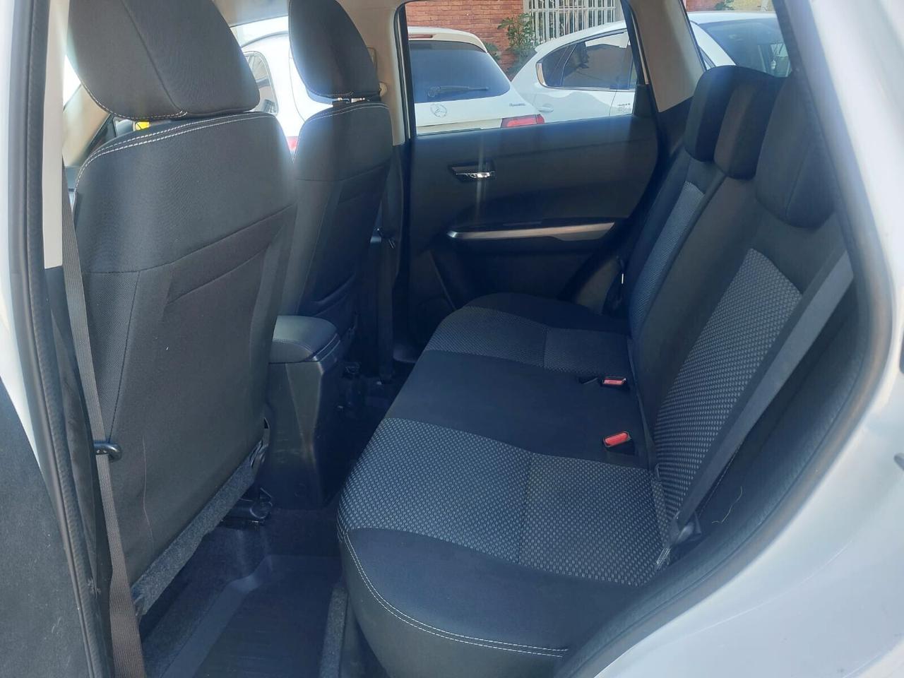 Suzuki Vitara 1.0 Boosterjet A/T Cool AUTOMATICA