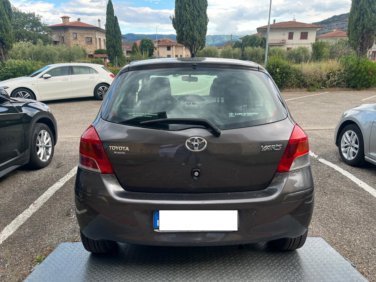 Toyota Yaris 1.3 5 porte 70.000 KM