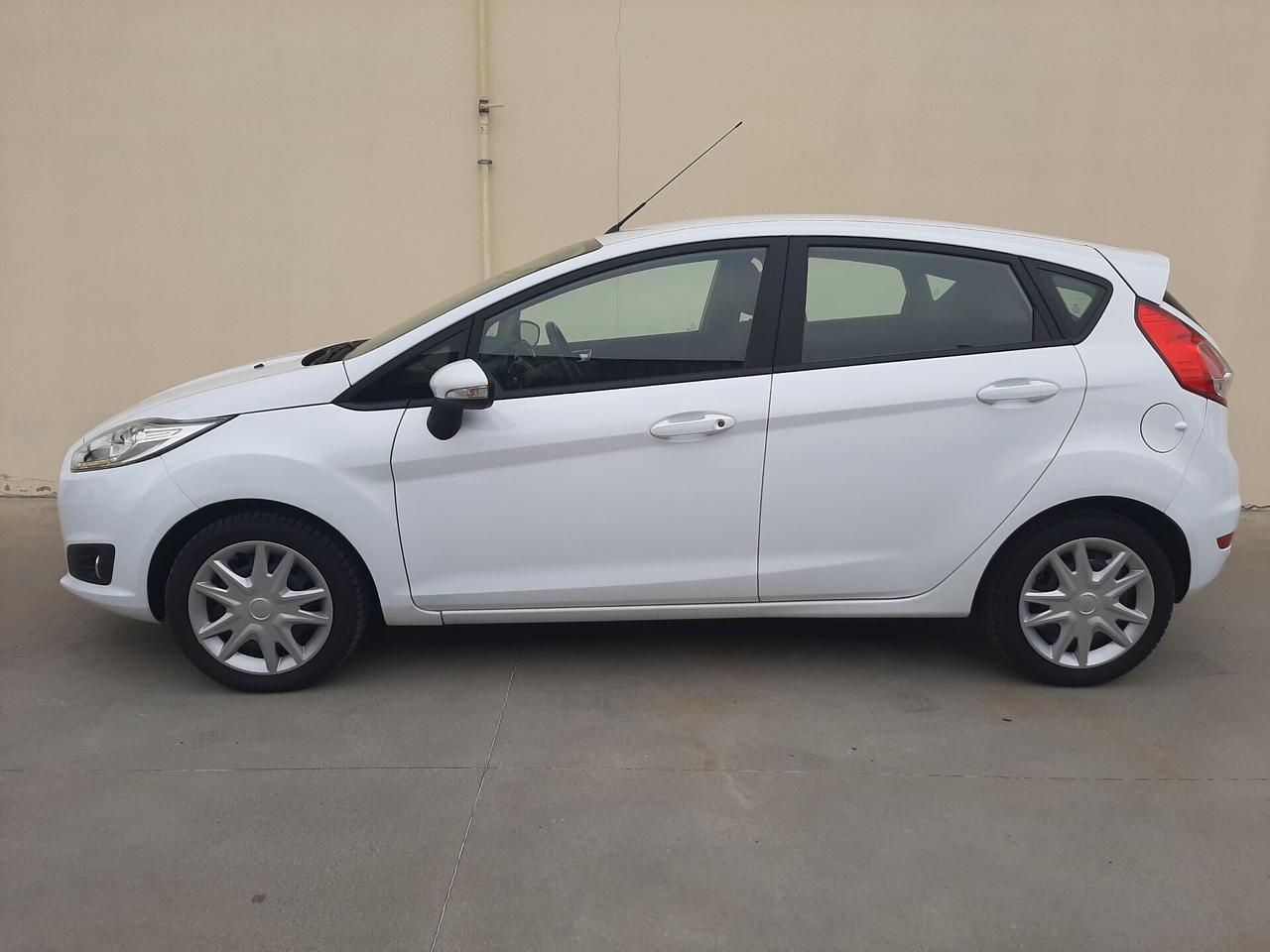 Ford Fiesta 1.5 TDCi 75CV 5 porte Business