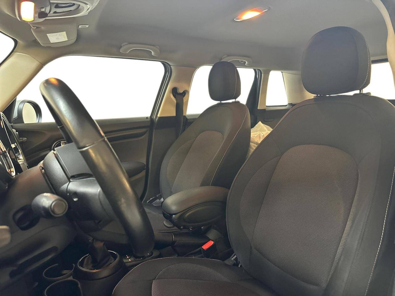 MINI Mini One Essential 55kW 5 Porte