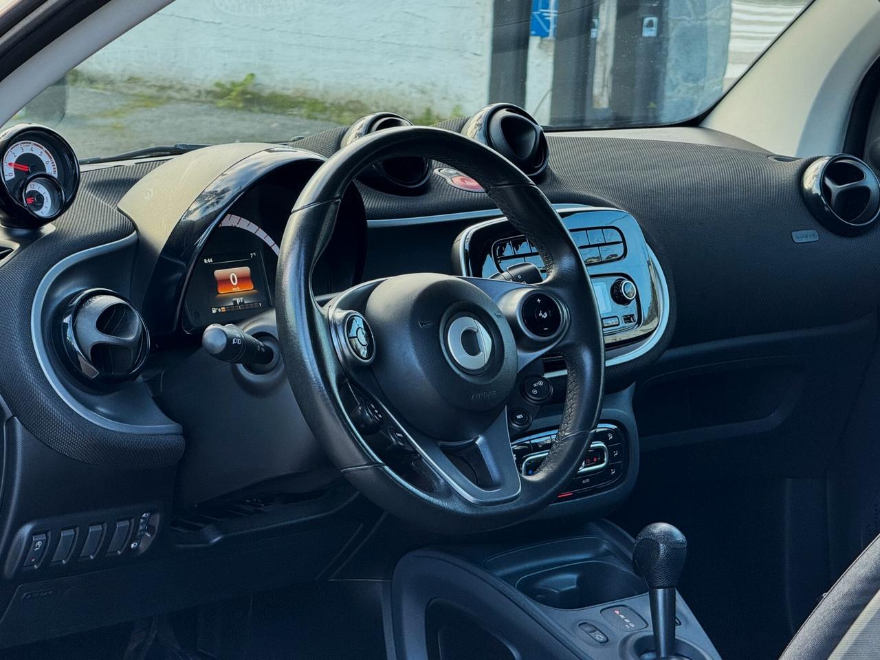 Smart forTwo 1.0 Passion 71CV Twinamic MY18 TETTO