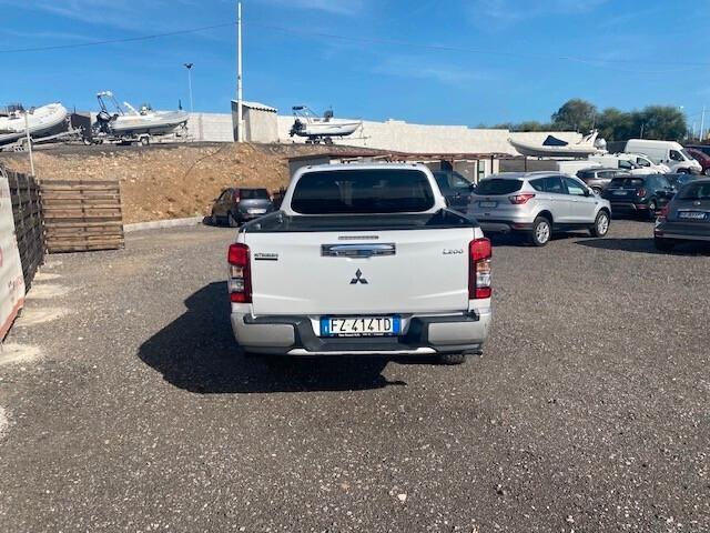 Mitsubishi L200 2.3 D Double Cab 4x4 Super Select Intense