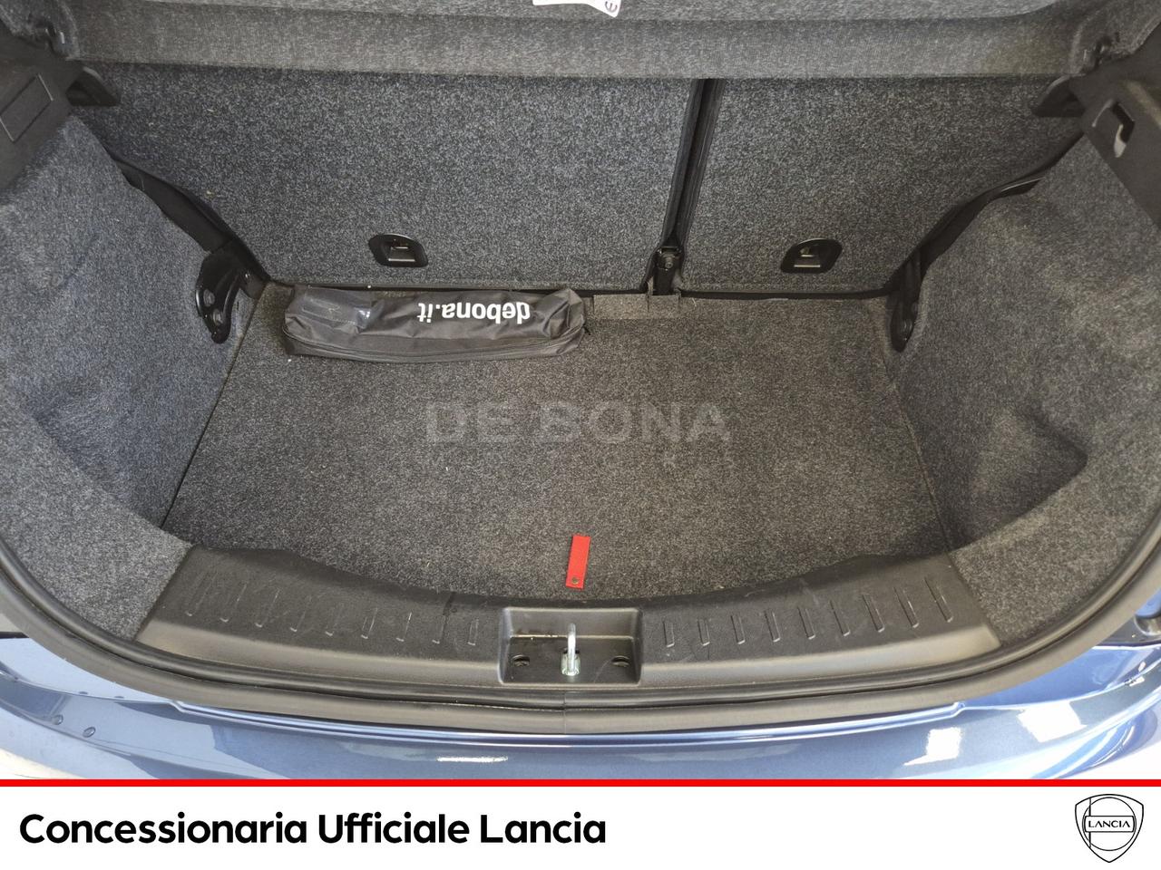 Lancia Ypsilon 1.0 firefly hybrid silver s&s 70cv 5p.ti