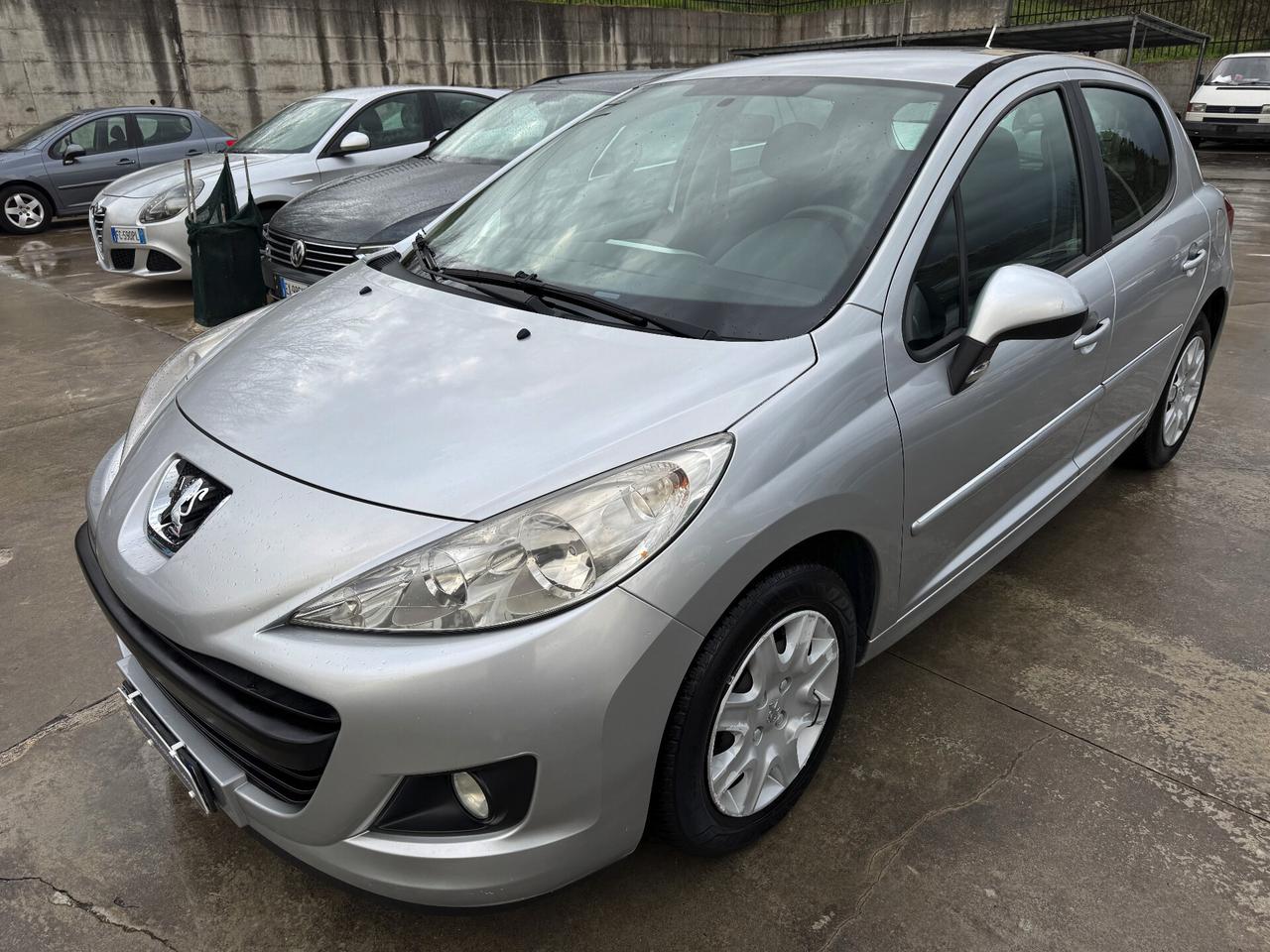 PEUGEOT 207 1.4 HDI 69CV RESTYLING 5porte