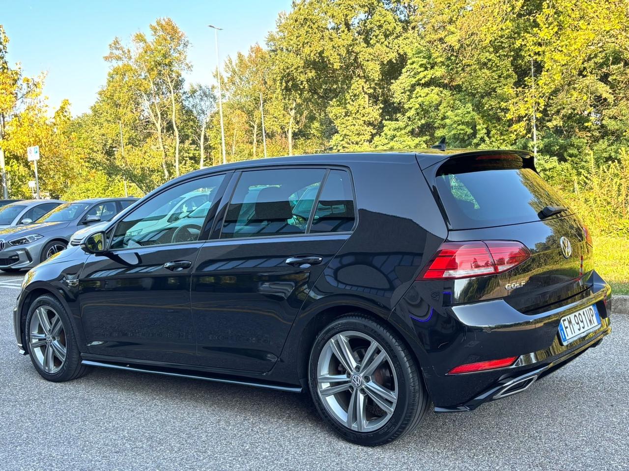 Volkswagen Golf 1.4 TSI 125CV DSG 5p. Executive BlueMotion Technology R-LINE