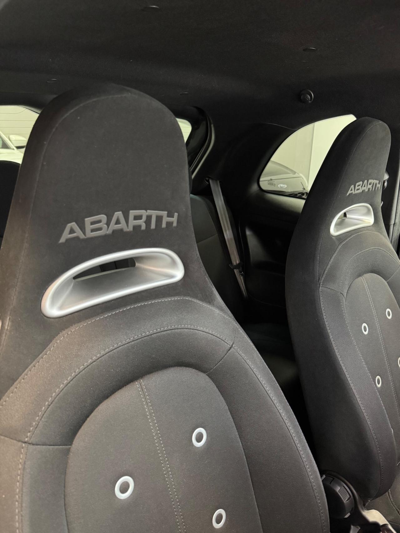 Abarth 595 1.4 Turbo T-Jet 160 CV Pista Finanziabile