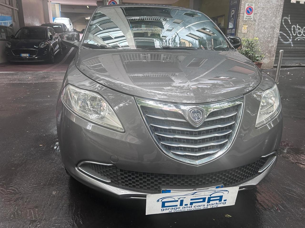 Lancia Ypsilon 1.2 69 CV 5 porte GPL Ecochic Gold