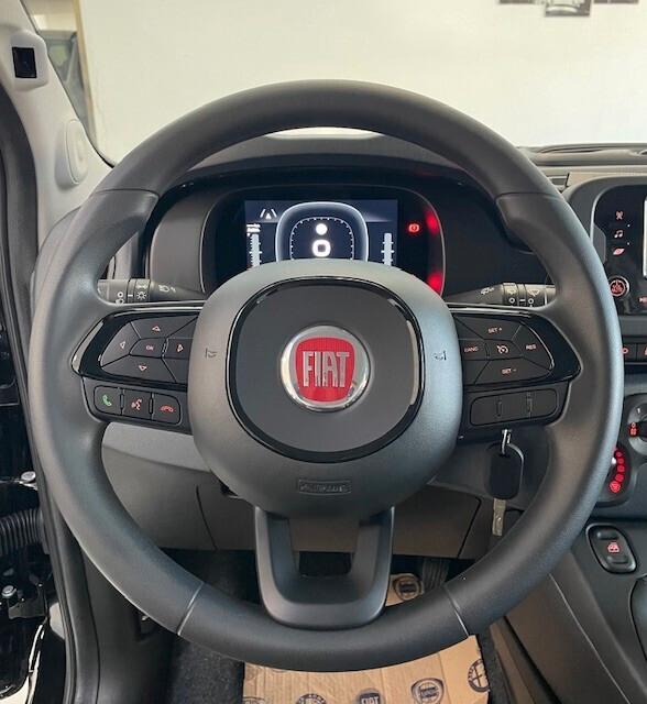 Fiat Panda Pandina 1.0 FireFly 65 CV Hybrid Icon / 5 posti
