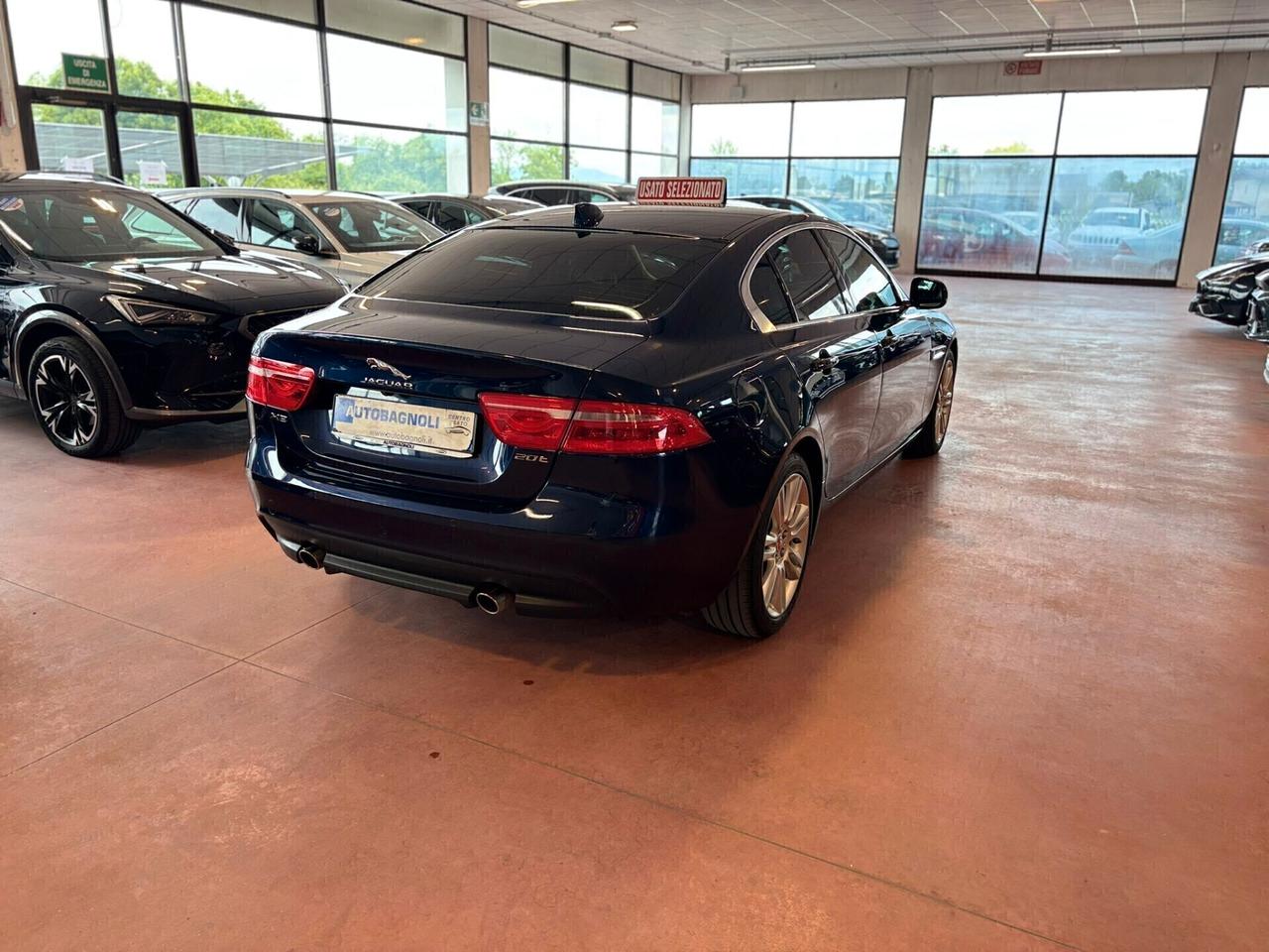 Jaguar XE PRESTIGE 2.0 200 CV aut. 51000 KM.