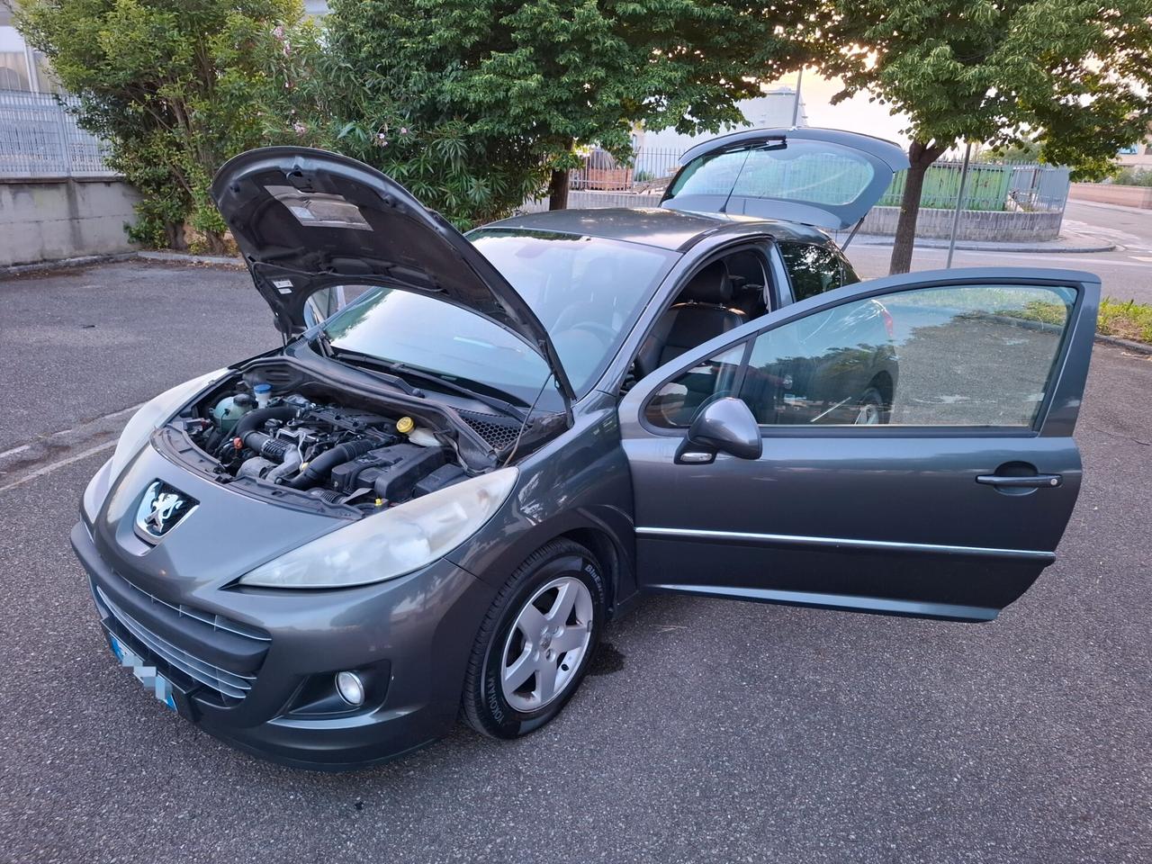 Peugeot 207 1.4 HDi 70CV 3p. XS
