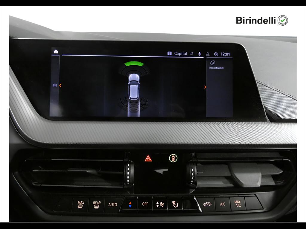 BMW Serie 1 (F40) - 118d 5p. Msport