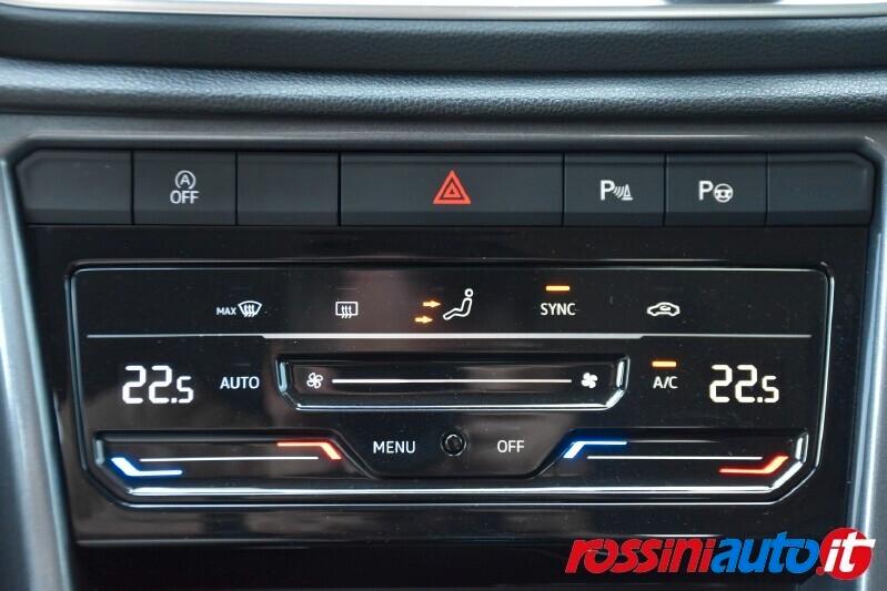 VOLKSWAGEN T-ROC 1.0 TSI 110 CV STYLE + R18 TECH PACK PRIVACY