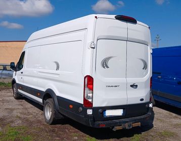 Ford Transit gemellato Superalto
