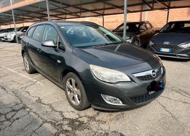 Opel Astra 1.7 CDTI 110CV Sports Tourer Cosmo Fleet