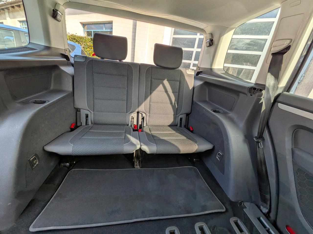 VW TOURAN 1.6 TDI 105CV 7 POSTI