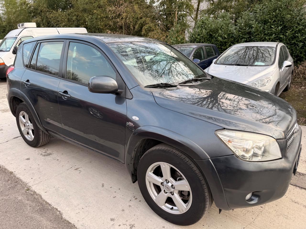 Toyota RAV 4 RAV4 2.2 D-4D 177 CV Luxury