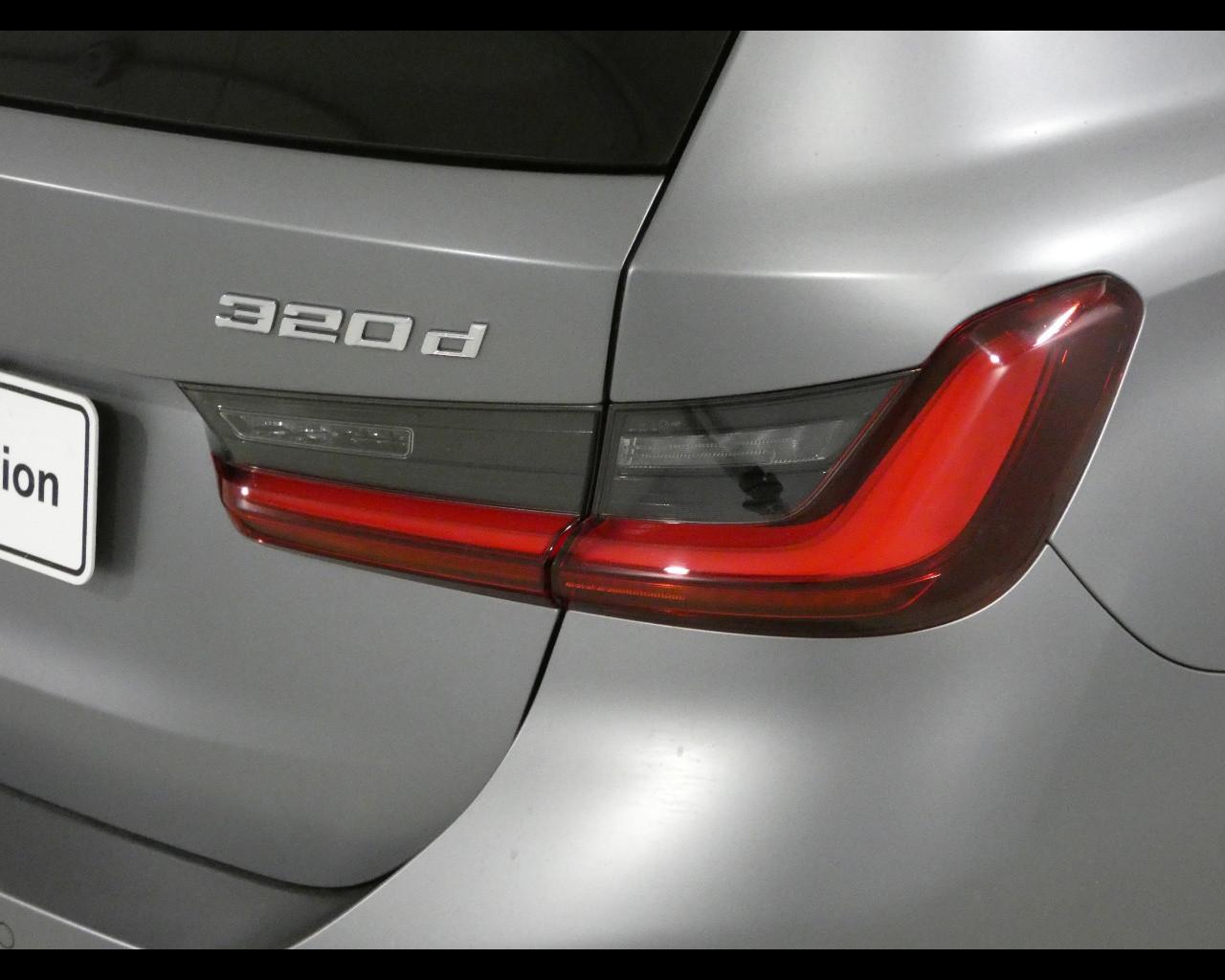 BMW Serie 3(G20/1-80/1) - 320d 48V xDrive Touring Msport