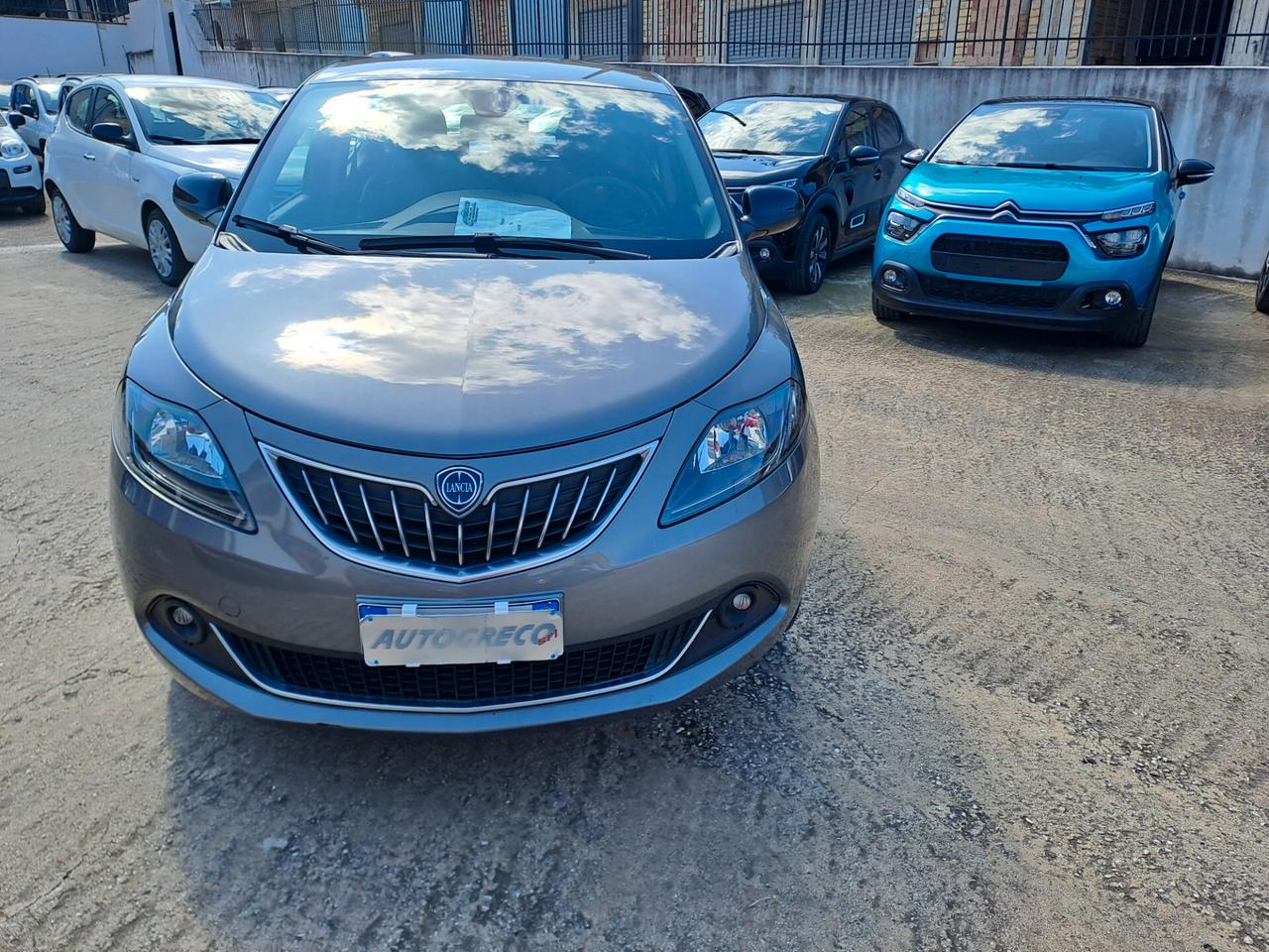 Lancia Ypsilon 1.0 FireFly 5 porte S&S Hybrid Gold