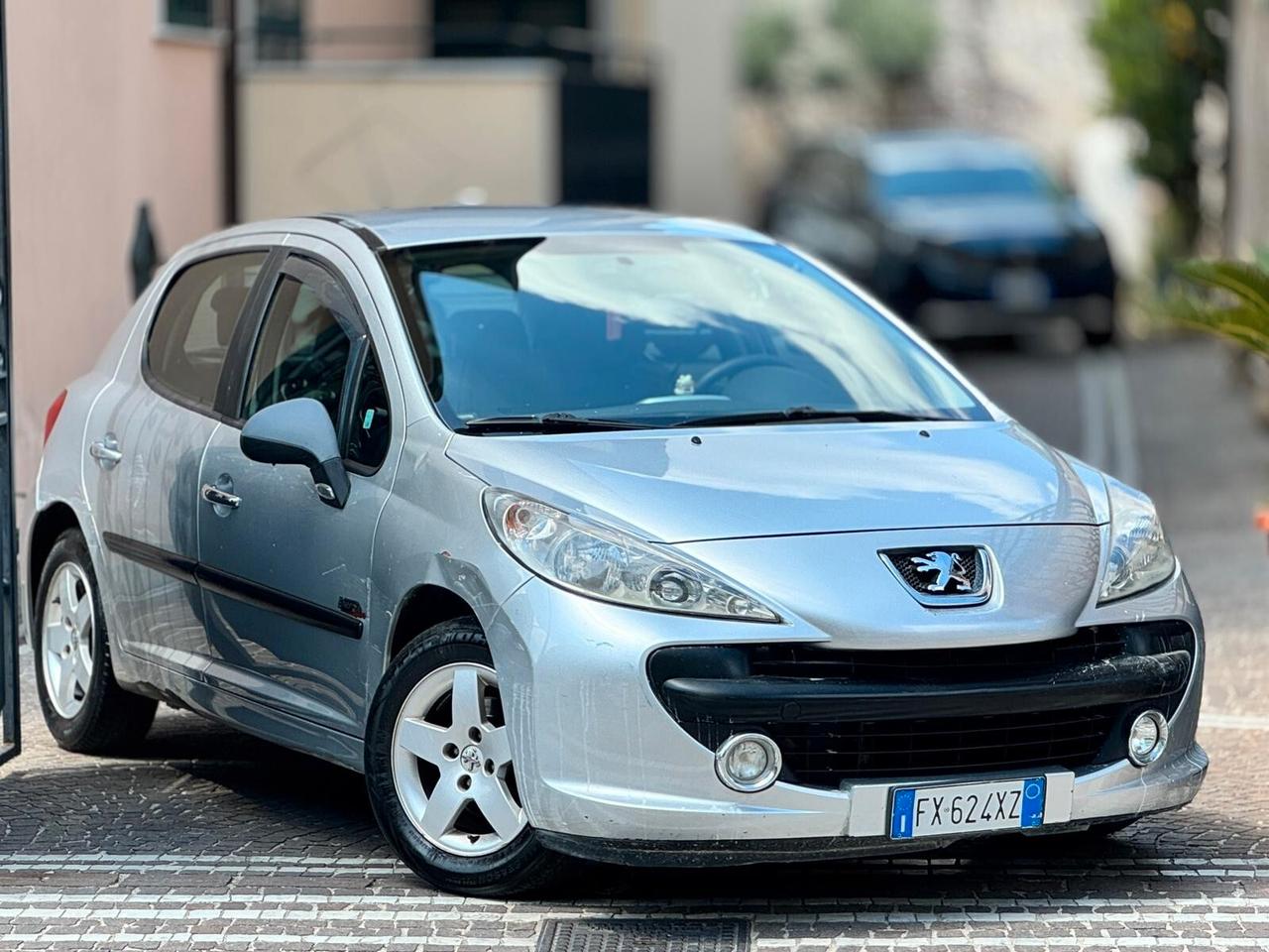 Peugeot 207 1.4 8V 75CV 5p. Energie Sport ECO GPL