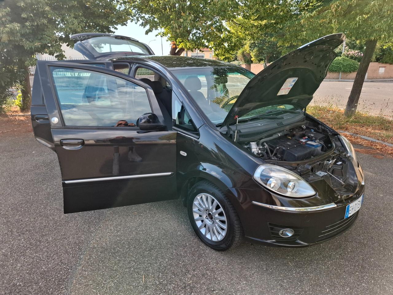 Lancia MUSA 1.4 8V Ecochic (GPL) 5th Avenue