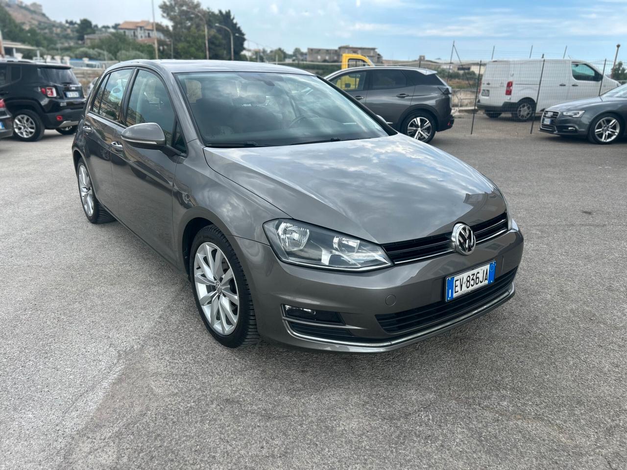 Volkswagen Golf 1.6 TDI 5p. Highline BlueMotion Technology