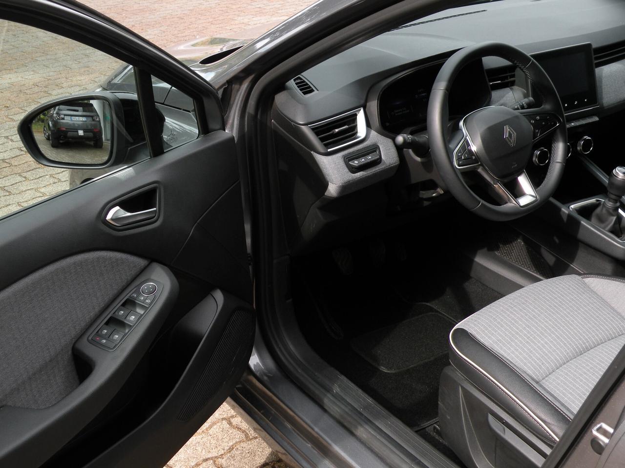 RENAULT CLIO 1.0 90CV TECHNO 2025